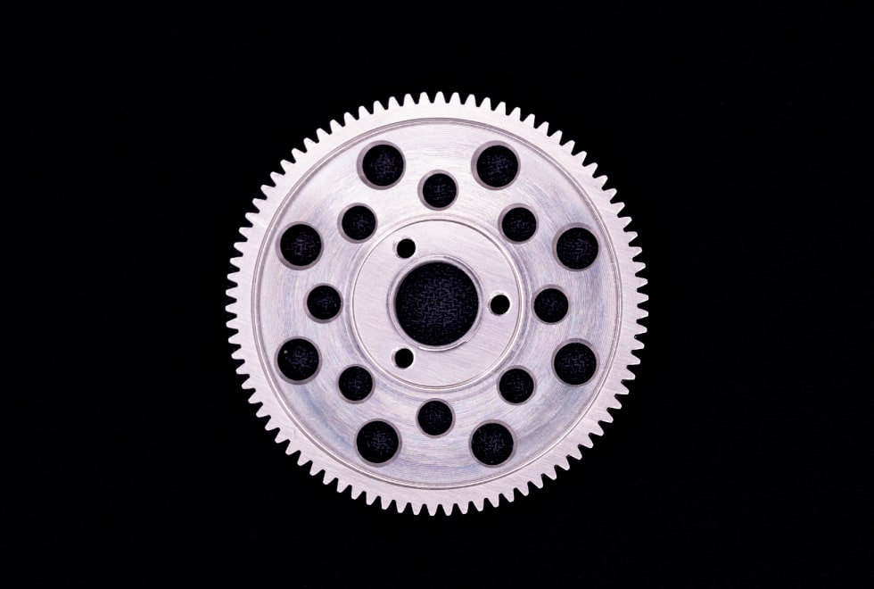 ドライブギアを軽量化。